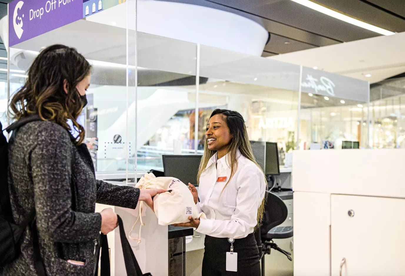 Returning E-Commerce Items In Store